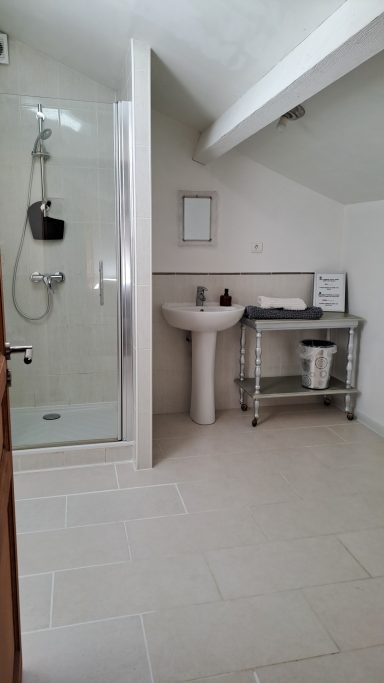 Gite du Calme - Chambres d'Hotes a Cherac